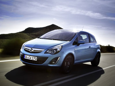 Παραμένει στην κορυφή η Opel